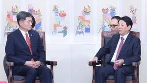 Президент Лыонг Кыонг принимает Председателя Фонда международного обмена Республики Корея (KF) Ким Ги Хвана. Фото: ВИА