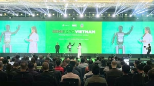 Общий вид открытия выставки. Фото: ВИА