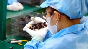 Производство электронных компонентов. Фото: ВИА