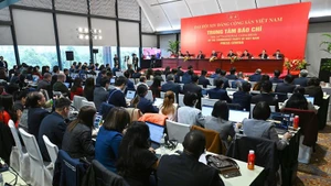 Общий вид пресс-конференции.