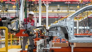 Вьетнам становится приоритетным направлением для многих иностранных предприятий. Фото: hanoimoi.vn