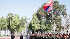 Во Вьентьяне состоялась церемония встречи Генерального секретаря ЦК КПВ То Лама