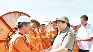 Интеллект и смелость – сквозь волны к большому морю