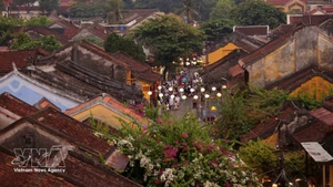 Вечная притягательность наследия заключается не в неподвижных сооружениях, а в его живом присутствии в повседневной жизни Хойана. Фото: ВИА