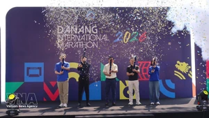 Делегаты выполняют церемонию открытия соревнования. Фото: ВИА