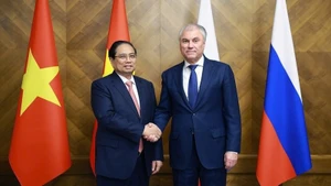 Премьер-министр Фам Минь Тьинь и Председатель Государственной Думы РФ Вячеслав Володин. Фото: VGP