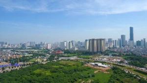 Вьетнам имеет все основания уверенно верить, что успешно достигнет исторической цели – стать к 2045 году развитой страной с высоким уровнем доходов. Фото: Зюи Линь