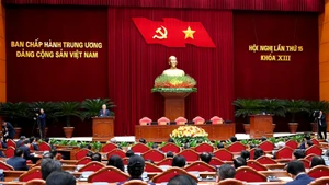 [Фото] Закрылся 15-й пленум ЦК КПВ XIII созыва