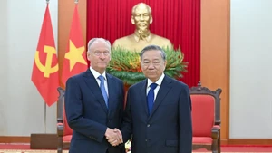 Генеральный секретарь ЦК КПВ То Лам и помощник Президента России, Председатель Морской коллегии РФ Николай Патрушев. Фото: Данг Кхоа