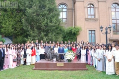 Члены Партии вдали от Родины обращают внимание к XIV съезду КПВ с верой и ожиданиями в будущее страны