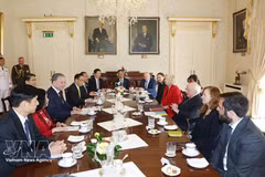 Генеральный секретарь, Президент государства То Лам и Президент Ирландии Майкл Хиггинс проводят переговоры в столице Дублине (Ирландия), 2 октября 2024 года. (Фото: ВИА)