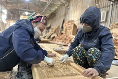 На деревообрабатывающем предприятии в бывшей провинции Виньфук (ныне Футхо). (Фото: ВИА)