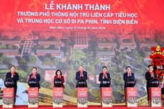 [Фото] Генеральный секретарь ЦК КПВ принял участие в церемонии открытия межуровневой школы-интерната Шипафин