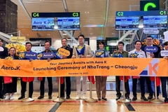 Авиакомпания Aero K начала выполнять рейсы по маршруту Чхонгджу (CJJ) – Камрань (CXR) с ноября 2025 года. (Фото: VOV)