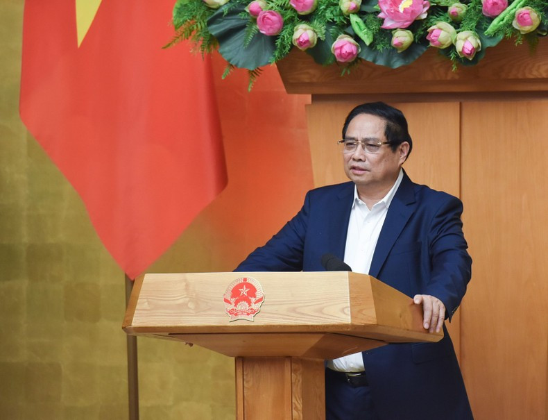 Премьер-министр Фам Минь Тьинь выступает с речью. Фото: Чан Хай