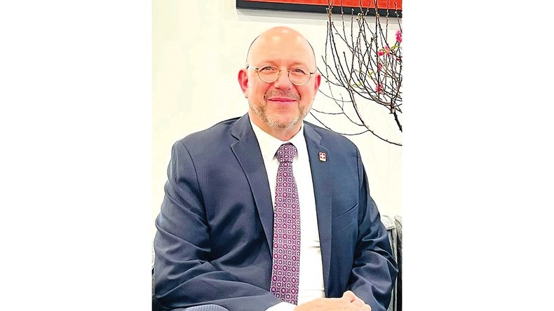 Посол Швейцарии во Вьетнаме Томас Гасс Посол Швейцарии во Вьетнаме Томас Гасс