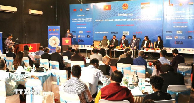 Торговый советник Вьетнама в Индии Буй Чунг Тхыонг выступает на семинаре. Фото: ВИА Торговый советник Вьетнама в Индии Буй Чунг Тхыонг выступает на семинаре. Фото: ВИА