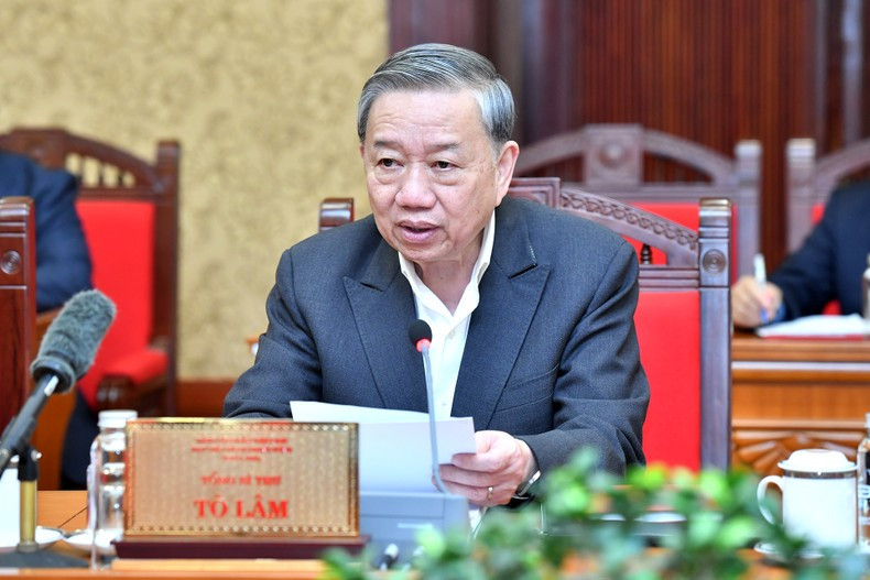 Генеральный секретарь ЦК КПВ То Лам выступает с речью. Фото: Данг Кхоа