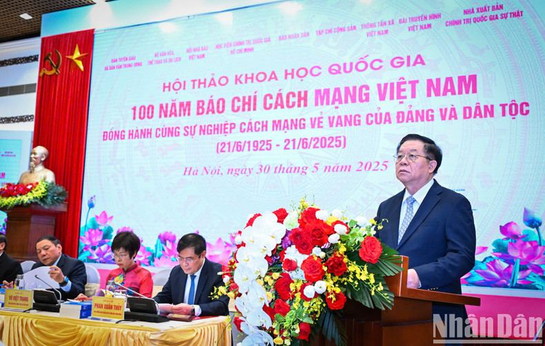 Товарищ Нгуен Чонг Нгиа подводит итоги семинара. Товарищ Нгуен Чонг Нгиа подводит итоги семинара.