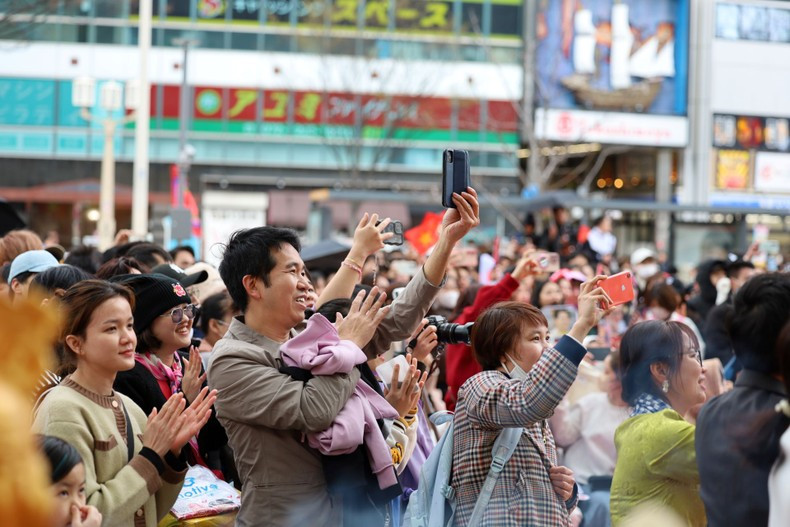 Фестиваль вьетнамской культуры 2025 года – это отличная возможность для сообщества вьетнамцев встретиться, пообщаться и выразить свою любовь к Родине.