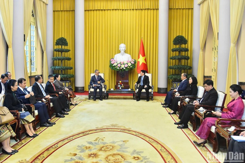 Общий вид приема.