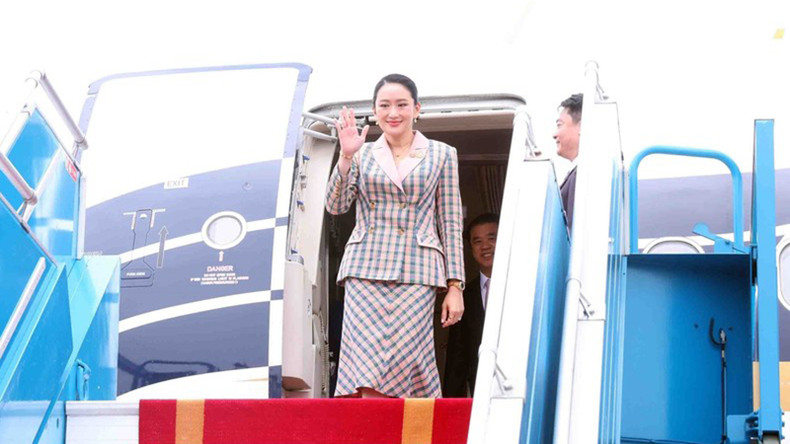 Премьер-министр Таиланда Пхетхонгтхан Чинават в международном аэропорту Нойбай. Фото: ВИА