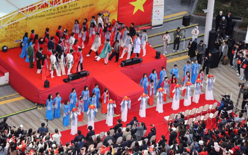 Фестиваль вьетнамской культуры включал большое количество уникальных мероприятий и привлек внимание многих вьетнамцев и японских друзей.