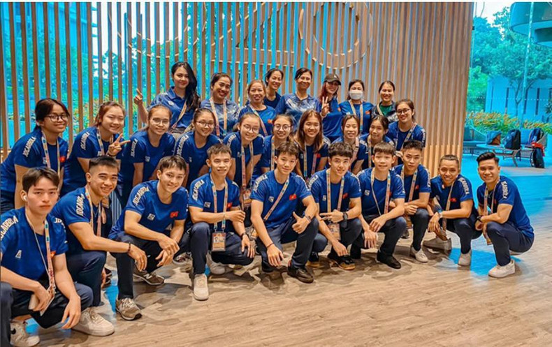 Сборная Вьетнама на Чемпионате Азии по аэробной гимнастике. Фото: qdnd.vn Сборная Вьетнама на Чемпионате Азии по аэробной гимнастике. Фото: qdnd.vn