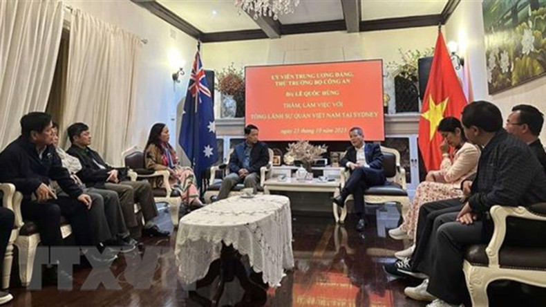 Делегация МОБ Вьетнама посещает Генеральное консульство Вьетнама в Сиднее. Фото: ВИА