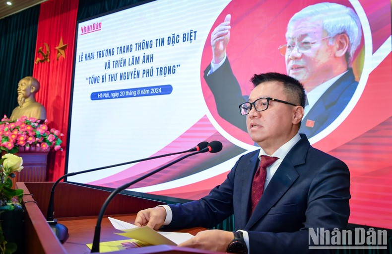 Товарищ Ле Куок Минь выступает на мероприятии. Фото: Тхань Дат Товарищ Ле Куок Минь выступает на мероприятии. Фото: Тхань Дат