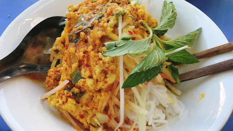 Рыбная лапша «бункен».