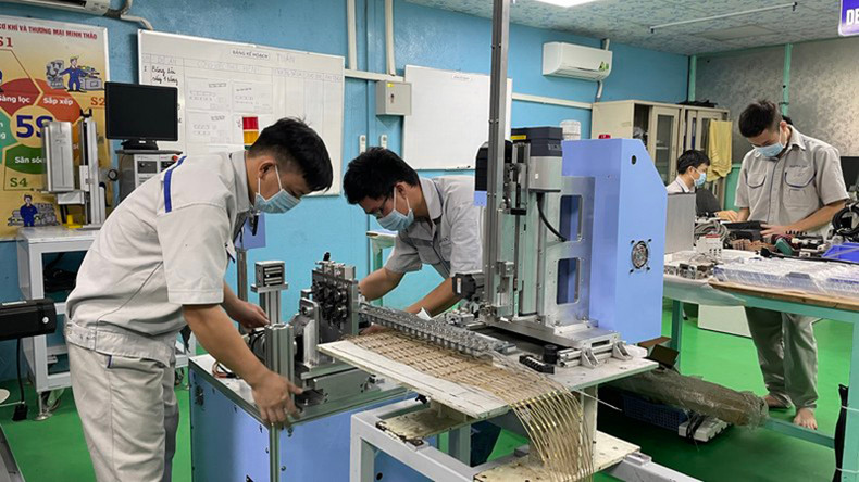 Промышленное производство в г. Хошимине внесло вклад в рост экономики в 2023 году. Фото: Ань Туан Промышленное производство в г. Хошимине внесло вклад в рост экономики в 2023 году. Фото: Ань Туан