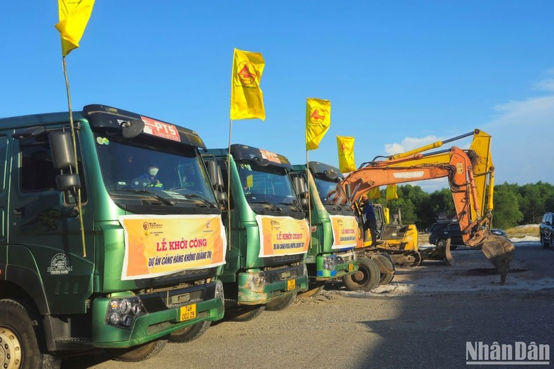 Машины и оборудование готовы к работе. Машины и оборудование готовы к работе.