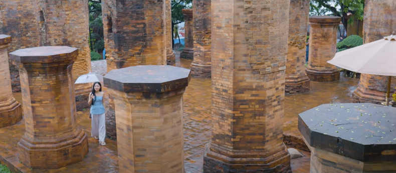 Башня Понагар – одна из самых известных достопримечательностей в Нячанге. Башня Понагар – одна из самых известных достопримечательностей в Нячанге.