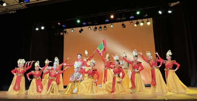 Художественный номер в рамках мероприятия в Амагасаки. Фото: ВИА