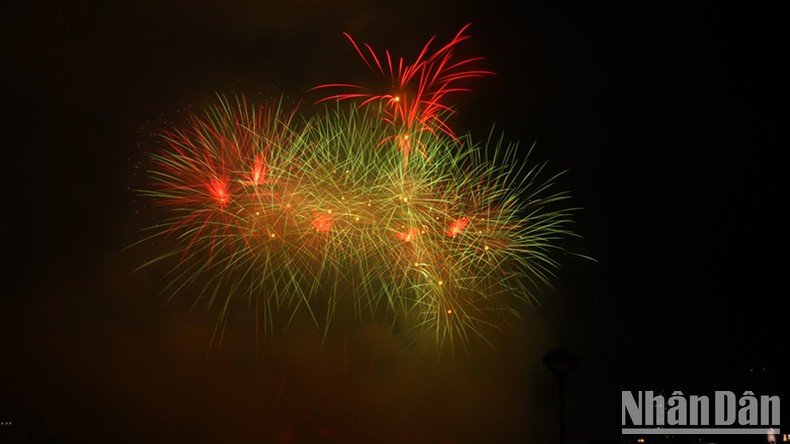 Первая ночь имела тему «Культурная квинтэссенция».