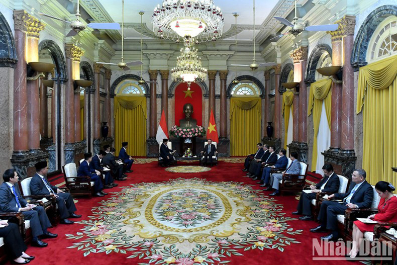 Общий вид приема. Фото: Данг Кхоа