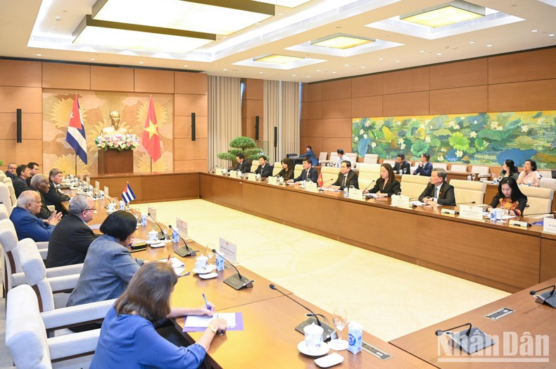 Общий вид приема. Фото: Зюи Линь