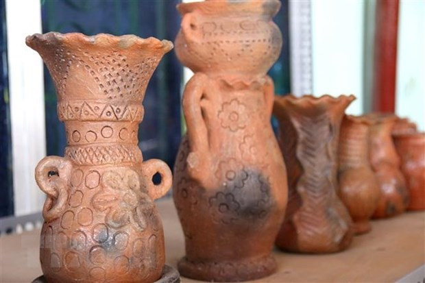 «Гончарное искусство тямов» было включено в список объектов нематериального культурного наследия ЮНЕСКО, нуждающихся в срочной защите. Фото: ВИА «Гончарное искусство тямов» было включено в список объектов нематериального культурного наследия ЮНЕСКО, нуждающихся в срочной защите. Фото: ВИА