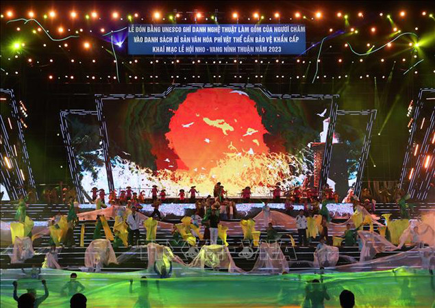 Художественный номер на церемонии. Фото: ВИА Художественный номер на церемонии. Фото: ВИА