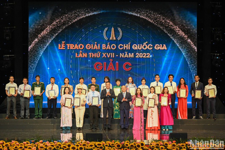 Вручение призов C. Фото: Зюи Линь Вручение призов C. Фото: Зюи Линь