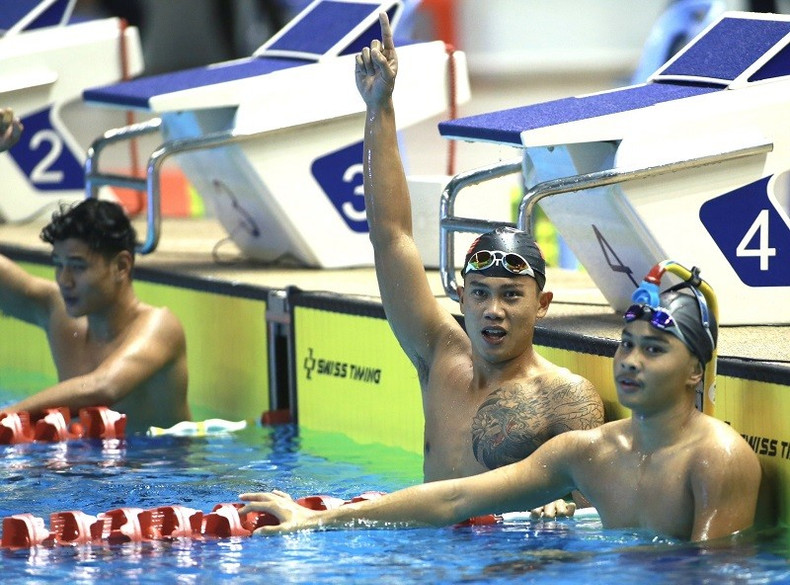 Ву Данг Нят Нам (в центре) выиграл золотую медаль в дайвинге. Фото: ВИА Ву Данг Нят Нам (в центре) выиграл золотую медаль в дайвинге. Фото: ВИА