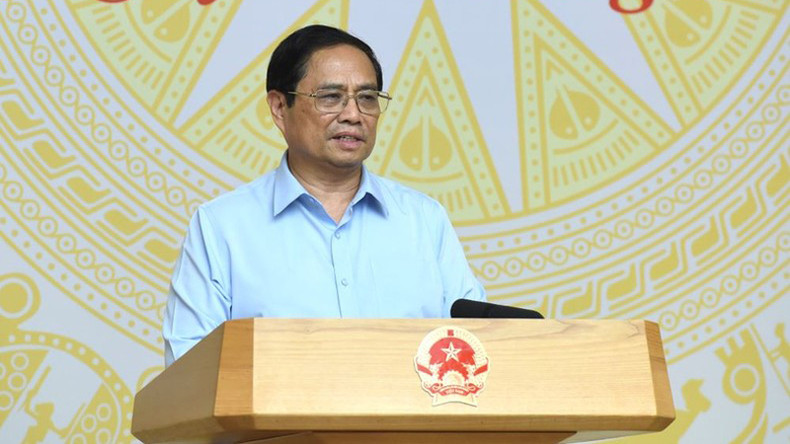 Премьер-министр Фам Минь Тьинь выступает с речью. Фото: Чан Хай