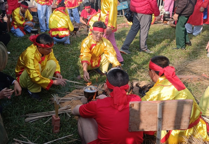 Соревнование по приготовлению риса в рамках Весеннего фестиваля пагоды Кео. Соревнование по приготовлению риса в рамках Весеннего фестиваля пагоды Кео.
