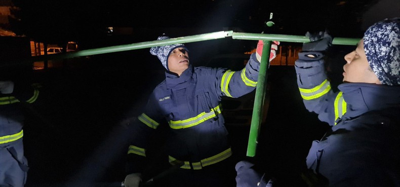 Вьетнамские силы участвуют в спасении жертв в Турции. Фото: C07