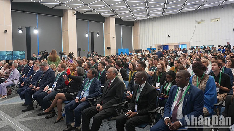 Участники форума. Фото: Суан Хынг Участники форума. Фото: Суан Хынг