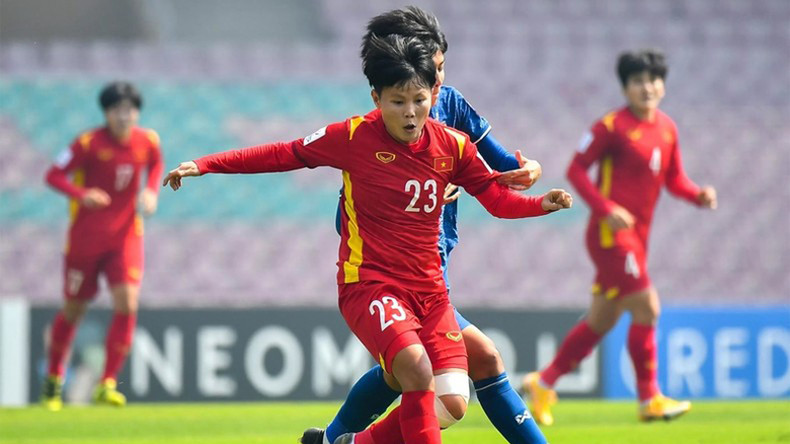 Полузащитница Нгуен Тхи Бить Тхюи. Полузащитница Нгуен Тхи Бить Тхюи.