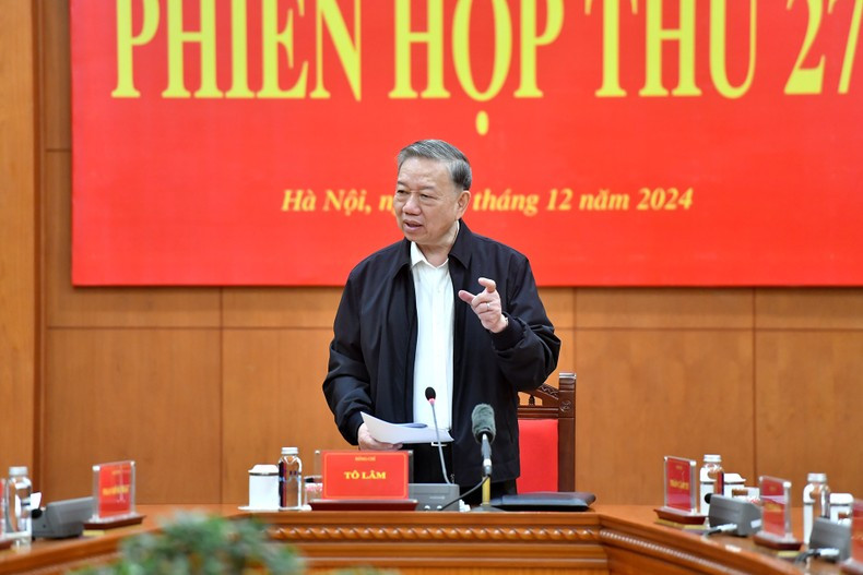 Генеральный секретарь ЦК КПВ То Лам выступает с речью. Фото: Данг Кхоа Генеральный секретарь ЦК КПВ То Лам выступает с речью. Фото: Данг Кхоа