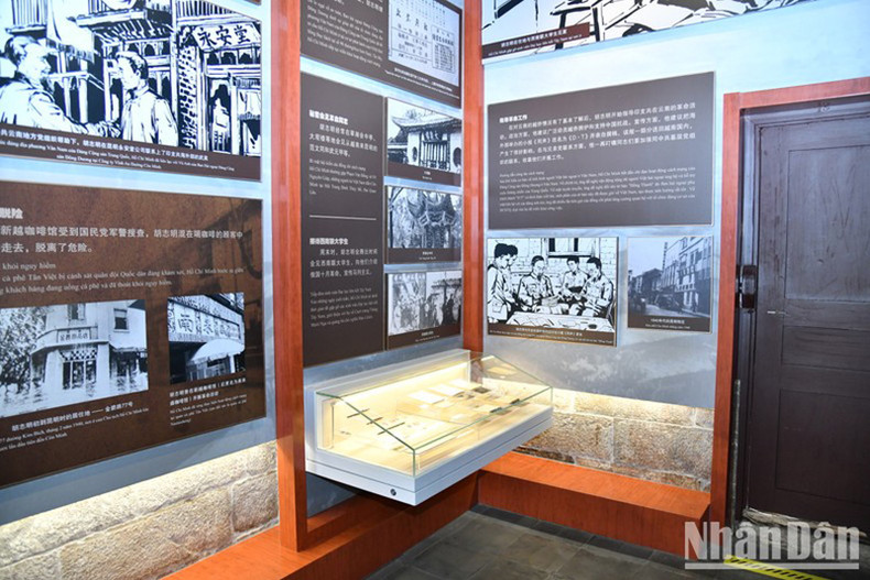 Выставочное пространство в мемориальном комплексе Президента Хо Ши Мина в Куньмине. Фото: Тхань Жанг Выставочное пространство в мемориальном комплексе Президента Хо Ши Мина в Куньмине. Фото: Тхань Жанг