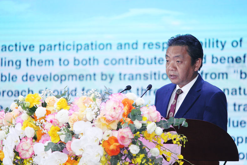 Заместитель министра культуры, спорта и туризма Хоанг Дао Кыонг выступает на церемонии. Заместитель министра культуры, спорта и туризма Хоанг Дао Кыонг выступает на церемонии.